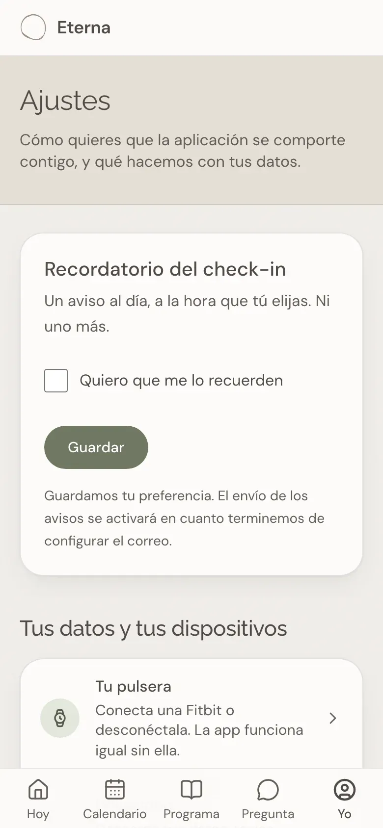 Los ajustes de la App Eterna, con el apartado «Tus datos y tus dispositivos».
