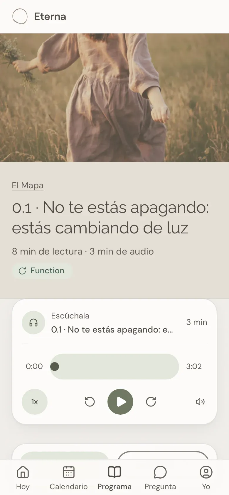 Una lección abierta: la foto, «8 min de lectura · 3 min de audio» y el reproductor «Escúchala» con los botones de velocidad y de avanzar.