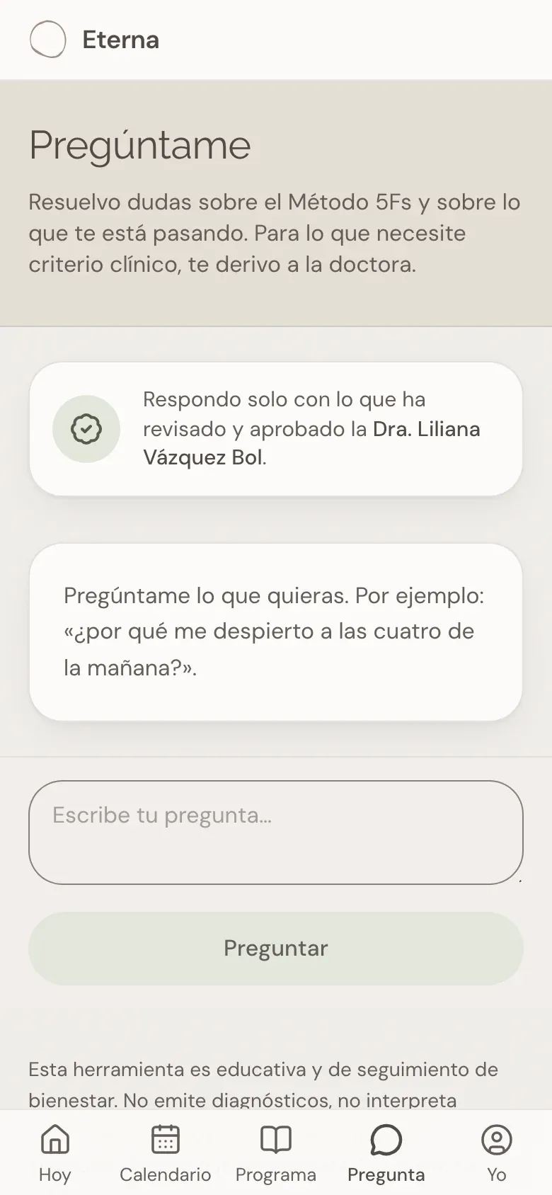 El chat «Pregúntame»: el aviso de fuentes aprobadas, un ejemplo de pregunta y el campo «Escribe tu pregunta…».